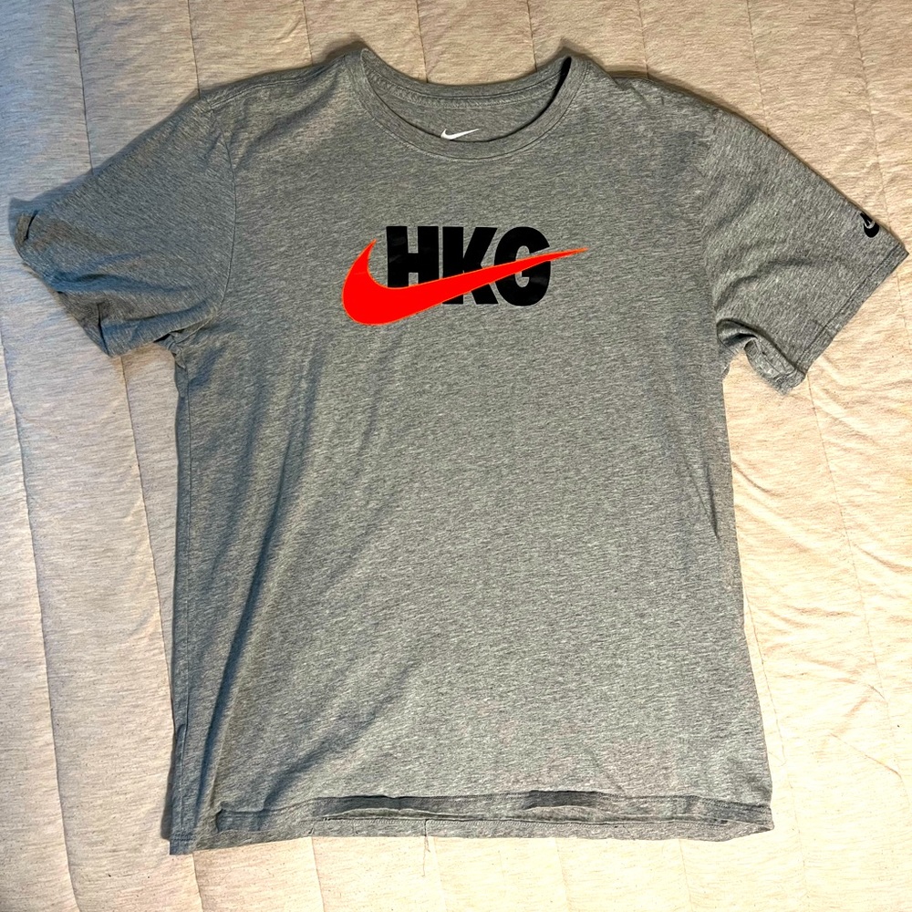 Men’s XL Nike Hong Kong Edition Workout Shirt